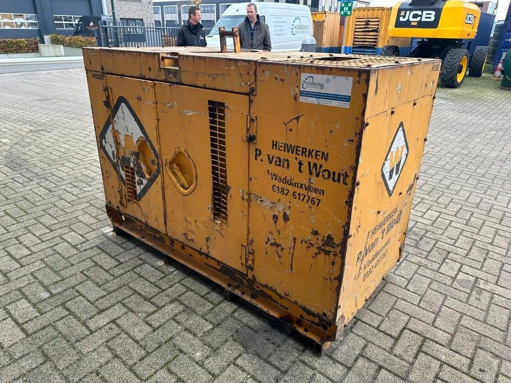 Notstromaggregat del tipo Atlas Copco Komatsu 40 kVA Silent generatorset, Gebrauchtmaschine In VEEN (Immagine 11)