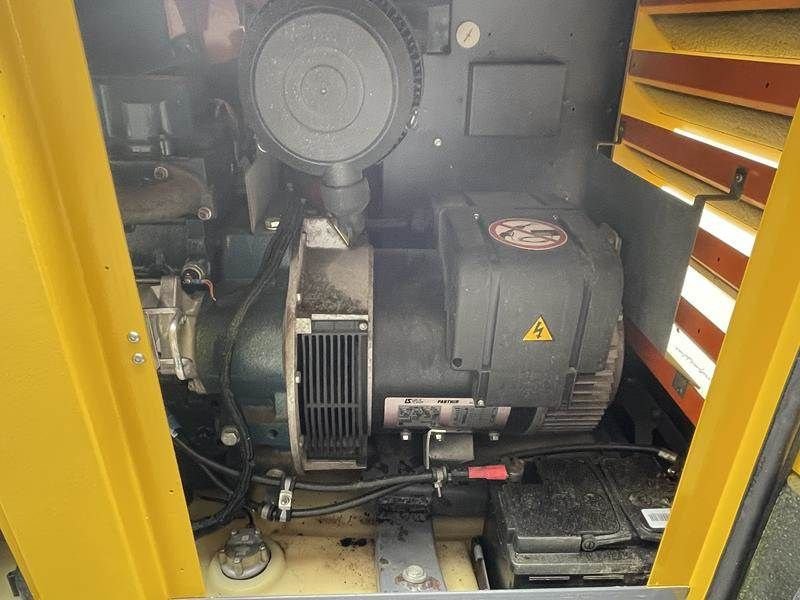 Notstromaggregat van het type Atlas Copco QAS 20 KD, Gebrauchtmaschine in Waregem (Foto 5)