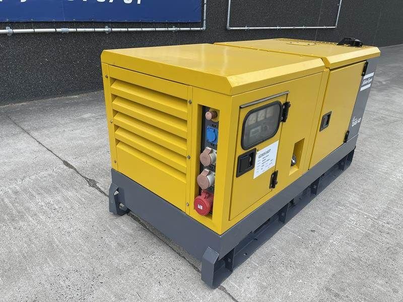 Notstromaggregat от тип Atlas Copco QAS 40, Gebrauchtmaschine в Waregem (Снимка 8)