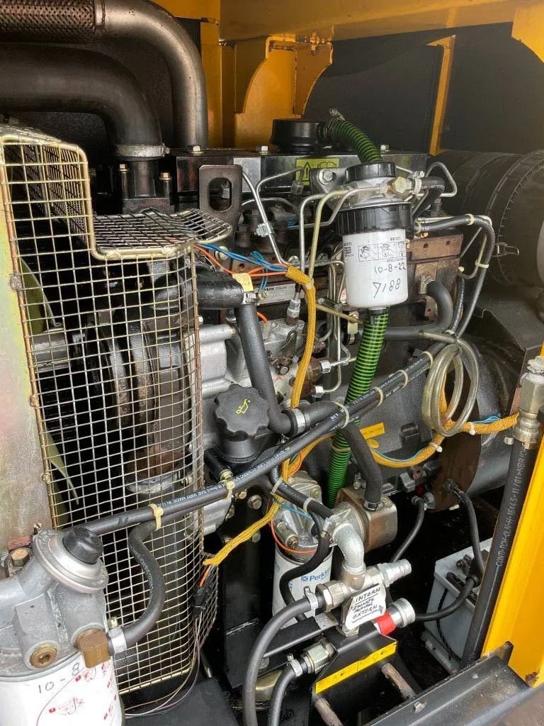 Notstromaggregat des Typs Atlas Copco QAS 78 - Perkins 75 kVA Silent generatorset, Gebrauchtmaschine in VEEN (Bild 5)