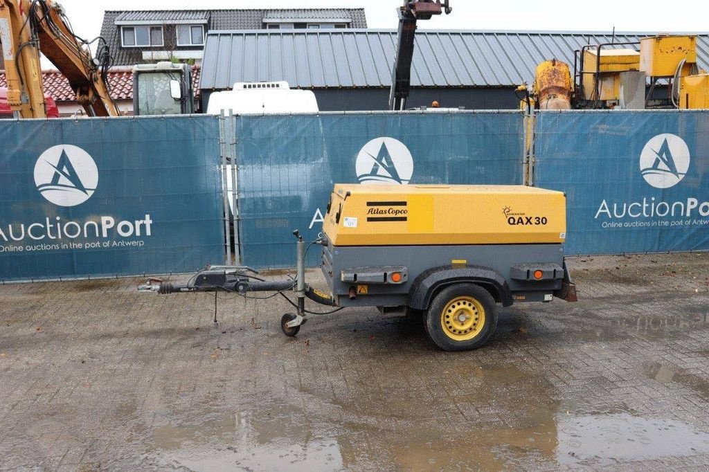 Notstromaggregat del tipo Atlas Copco QAX 30, Gebrauchtmaschine en Antwerpen (Imagen 1)