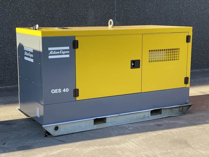 Notstromaggregat des Typs Atlas Copco QES 40, Gebrauchtmaschine in Waregem (Bild 1)