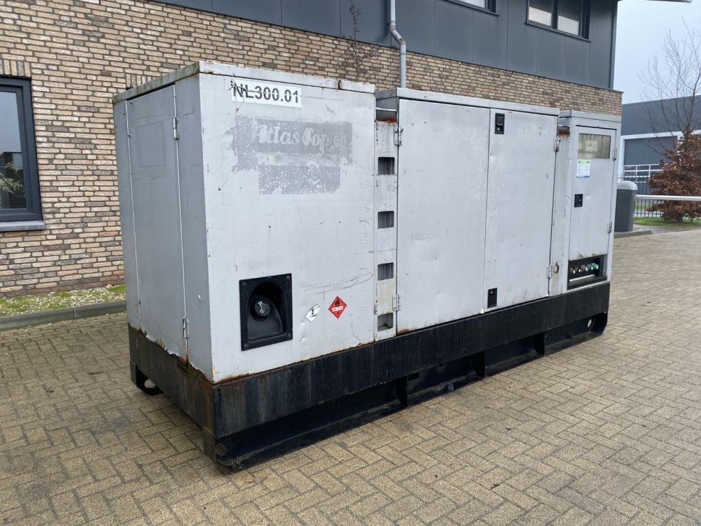 Notstromaggregat от тип Atlas Copco Volvo Mecc Alte Spa 300 kVA Silent generatorset, Gebrauchtmaschine в VEEN (Снимка 4)