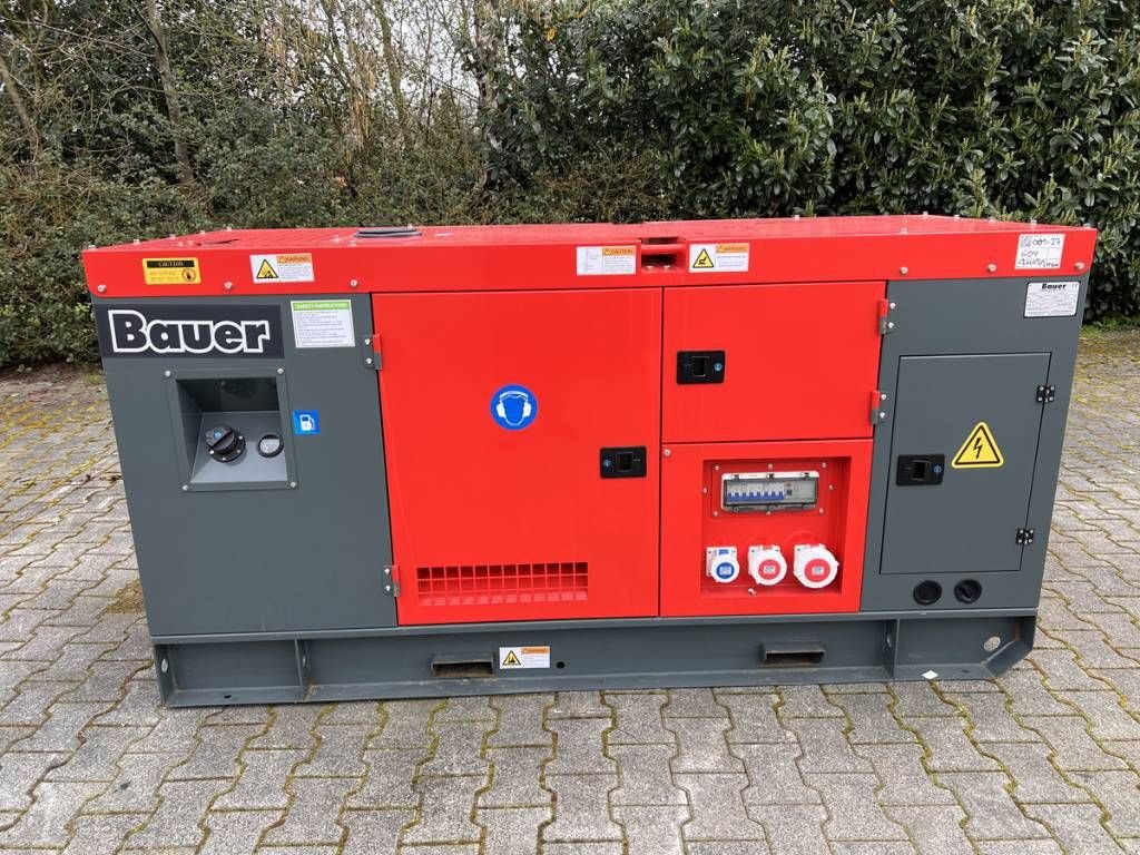 Notstromaggregat du type Bauer 110 KVA aggregaat, Neumaschine en Luttenberg (Photo 3)