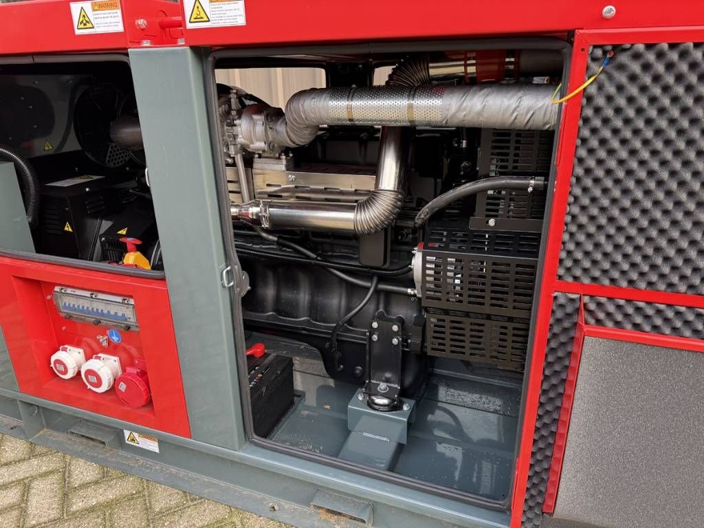 Notstromaggregat des Typs Bauer 110 KVA aggregaat, Neumaschine in Luttenberg (Bild 2)