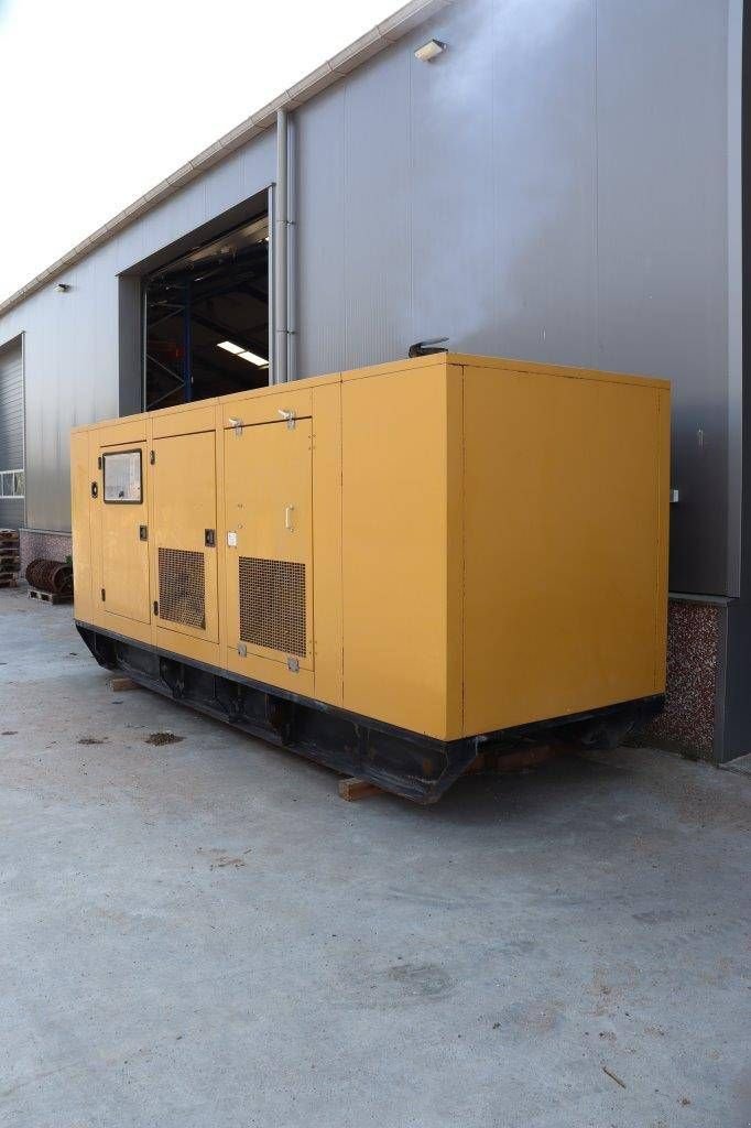 Notstromaggregat typu Caterpillar 250F, Gebrauchtmaschine w Antwerpen (Zdjęcie 4)