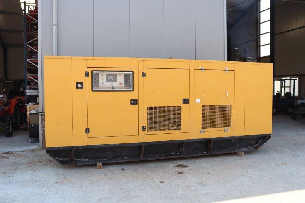 Notstromaggregat typu Caterpillar 250F, Gebrauchtmaschine w Antwerpen (Zdjęcie 1)