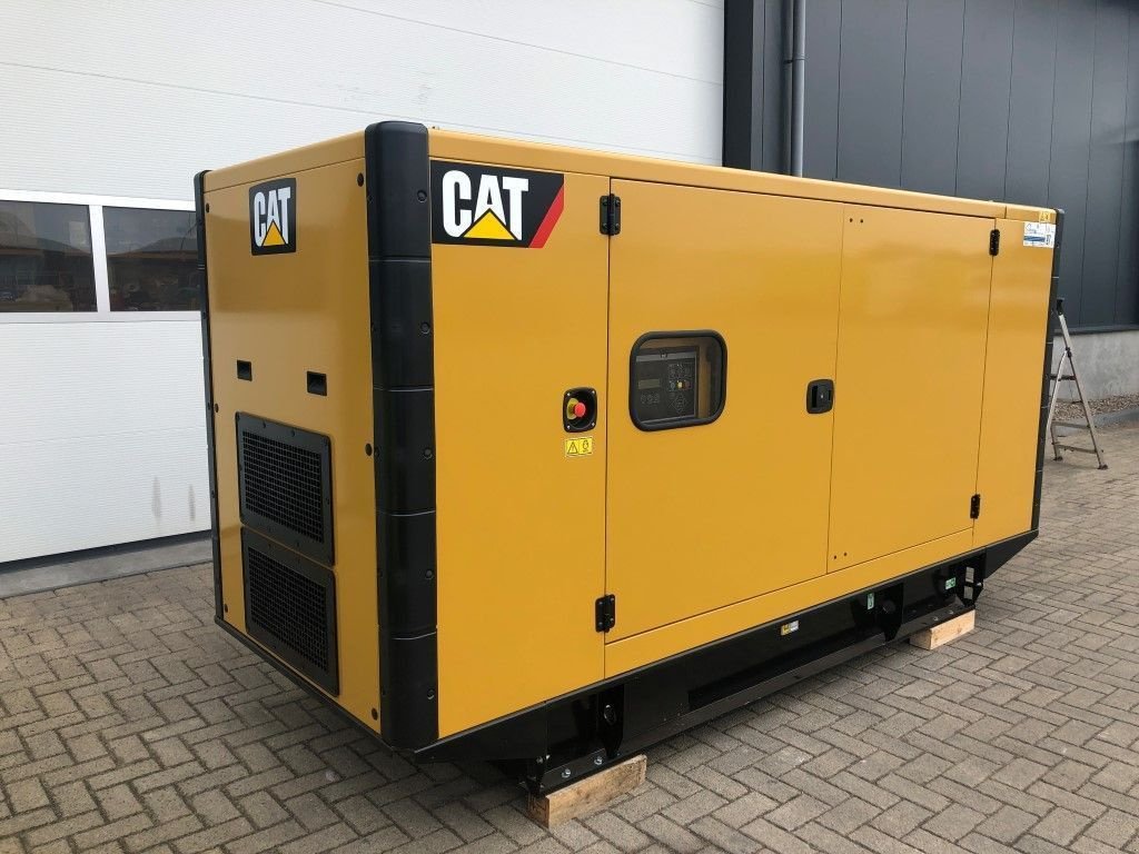 Notstromaggregat typu Caterpillar C 7.1 220 kVA Supersilent C 7.1 220 kVA Supersilent Generatorset, Neumaschine v VEEN (Obrázok 1)