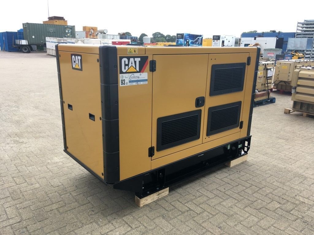 Notstromaggregat типа Caterpillar C3.3 50 kVA Supersilent generatorset New !, Neumaschine в VEEN (Фотография 10)