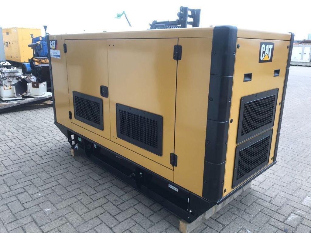 Notstromaggregat del tipo Caterpillar C4.4 110 kVA Supersilent Generatorset New !, Neumaschine In VEEN (Immagine 8)