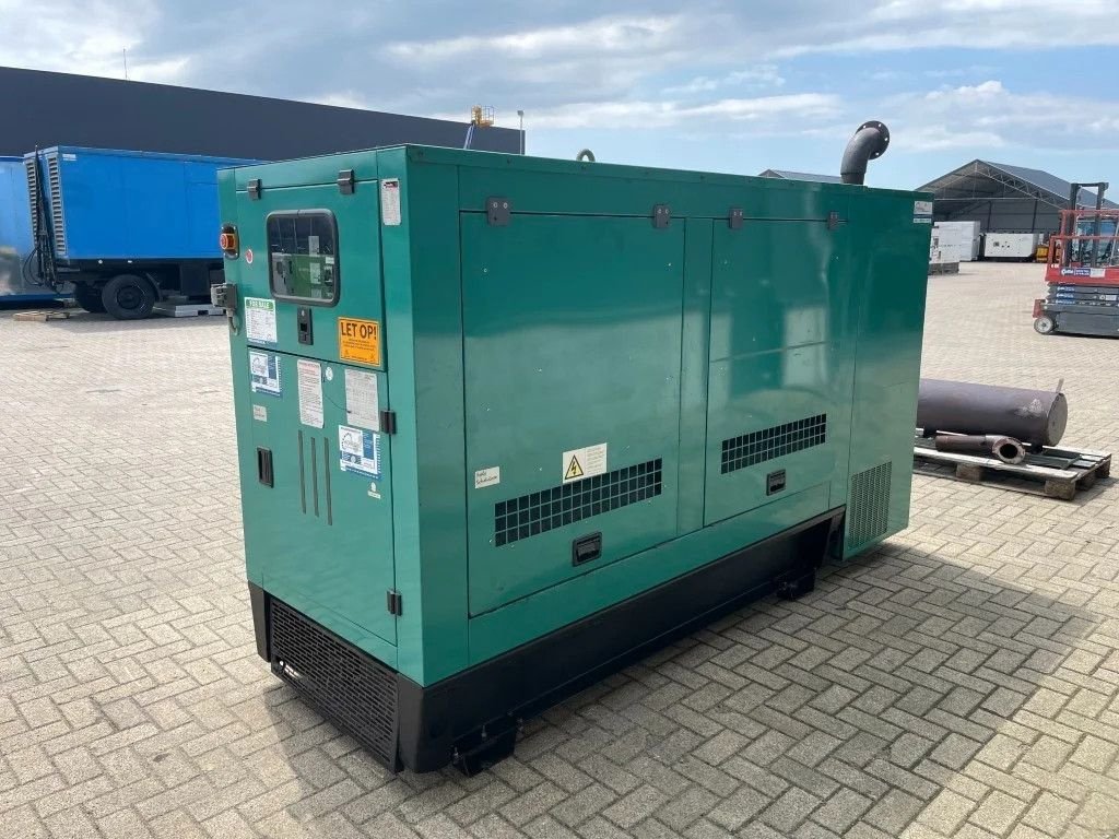 Notstromaggregat του τύπου Cummins 6 CTA8.3-G2 Stamford 200 kVA silent genertatorset, Gebrauchtmaschine σε VEEN (Φωτογραφία 4)