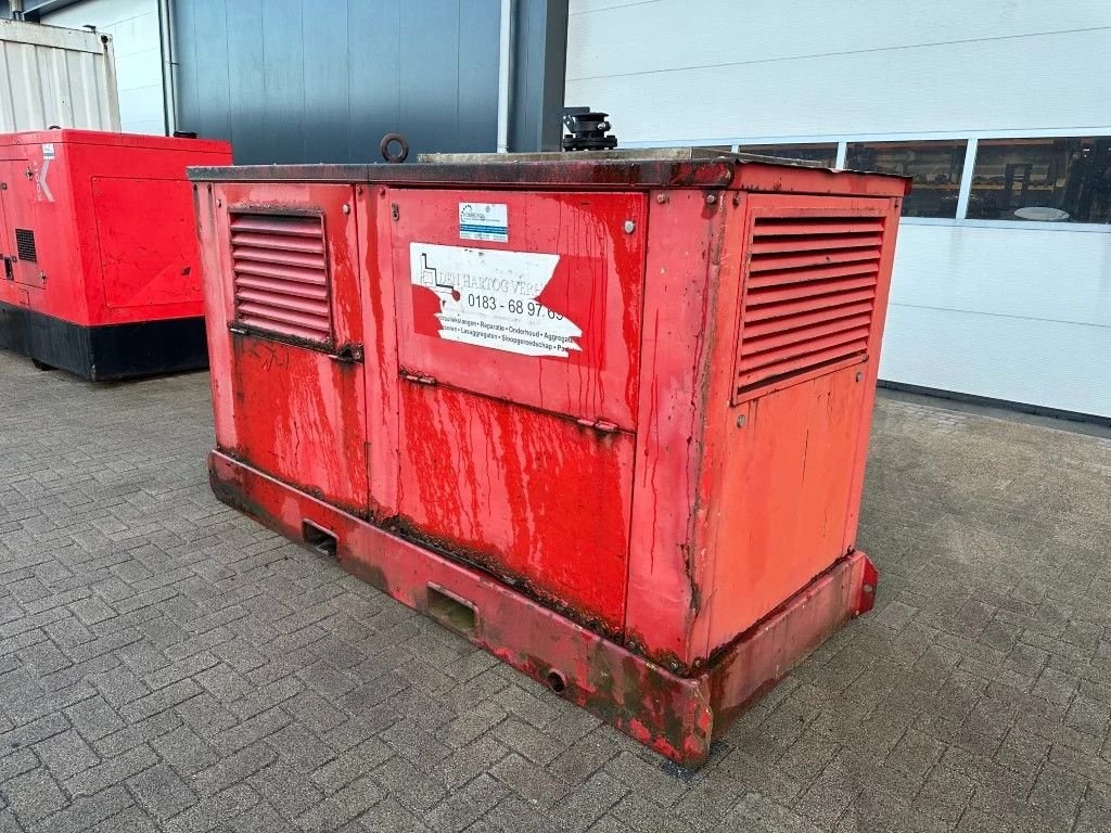 Notstromaggregat du type Cummins 6BT5.9 Bredenoord Stamford 100 kVA Silent generatorset, Gebrauchtmaschine en VEEN (Photo 4)