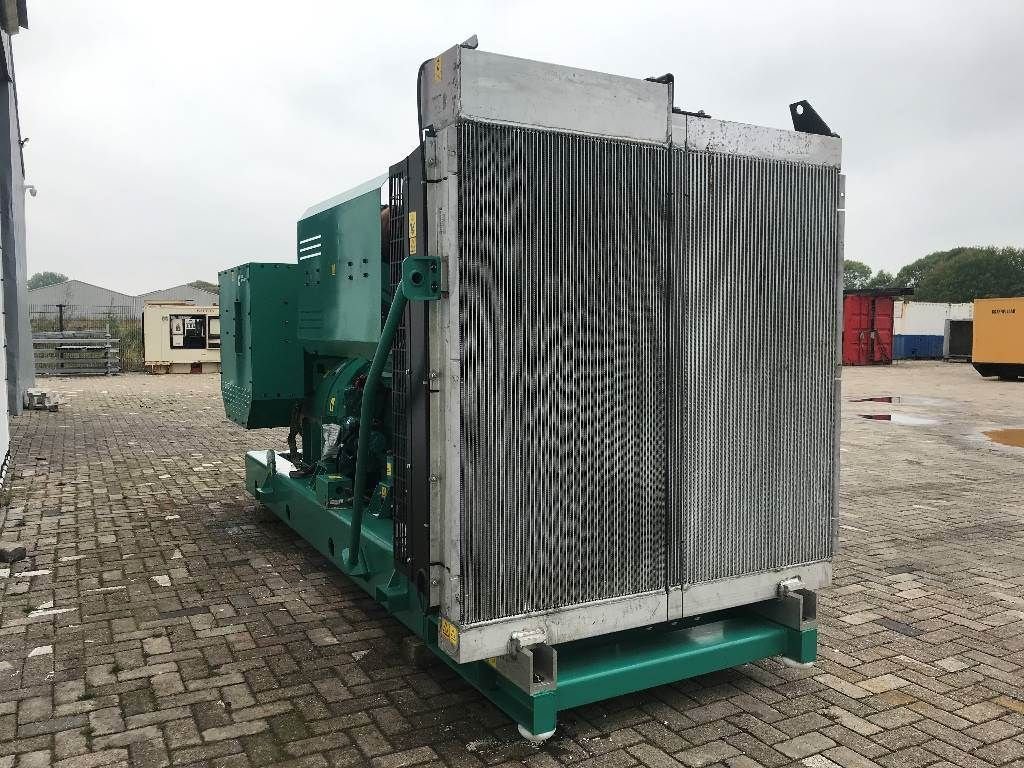 Notstromaggregat del tipo Cummins C900D5 - 900 kVA Generator - DPX-18527, Neumaschine en Oudenbosch (Imagen 2)