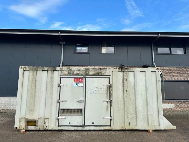 Notstromaggregat du type Cummins KTA 38 G2 Leroy Somer 1000 kVA Silent generatorset in container, Gebrauchtmaschine en VEEN