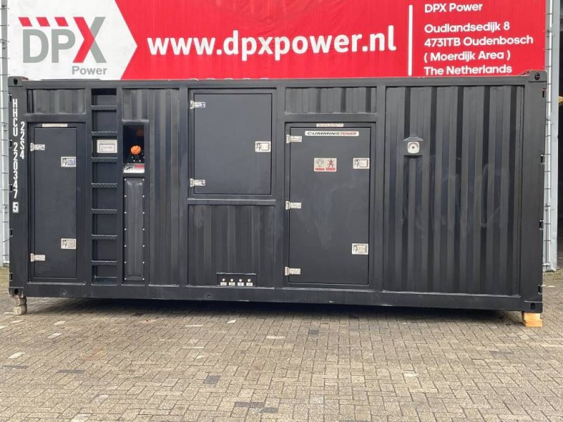 Notstromaggregat des Typs Cummins KTA50GS8 - 1.675 kVA Generator - DPX-18821, Neumaschine in Oudenbosch (Bild 1)