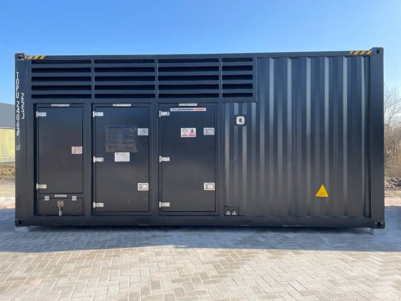 Notstromaggregat des Typs Cummins KTA50GS8 - 1.675 kVA Generator - DPX-18821, Neumaschine in Oudenbosch (Bild 1)