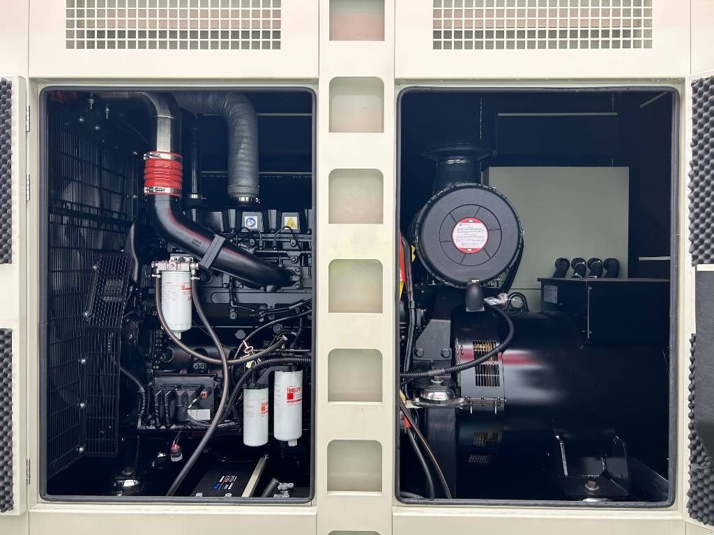 Notstromaggregat типа Cummins QSZ13-G13 - 550 kVA Generator - DPX-19846, Neumaschine в Oudenbosch (Фотография 7)