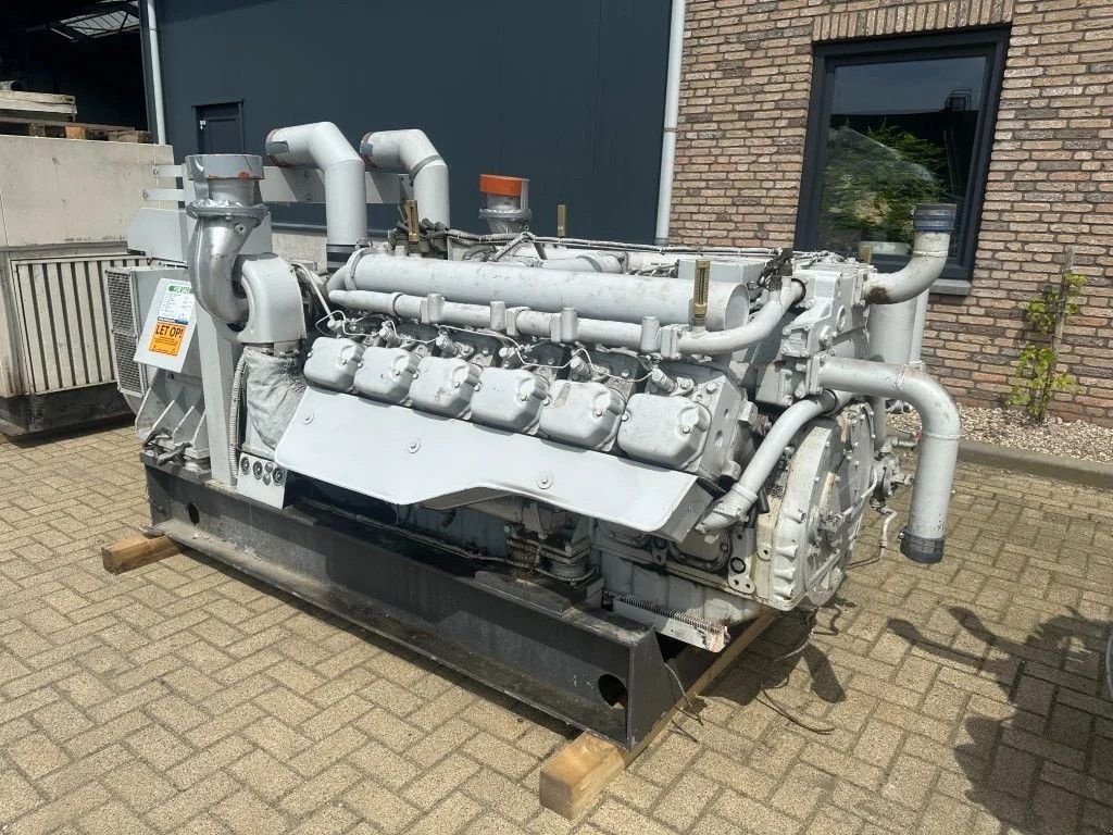 Notstromaggregat Türe ait Deutz BF12M 716 Leroy Somer 360 kVA generatorset, Gebrauchtmaschine içinde VEEN (resim 7)