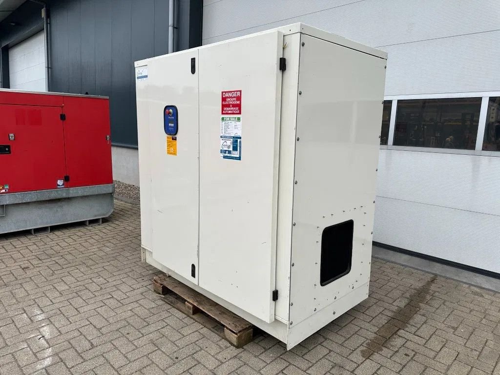 Notstromaggregat des Typs Deutz BF4M 1011 F Leroy Somer 30 kVA Silent Noodstroom generatorset Ex, Gebrauchtmaschine in VEEN (Bild 3)