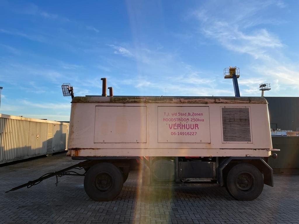 Notstromaggregat typu Deutz F12M 716 Bredenoord AEG 250 kVA Silent generatorset op aanhanger, Gebrauchtmaschine v VEEN (Obrázek 7)