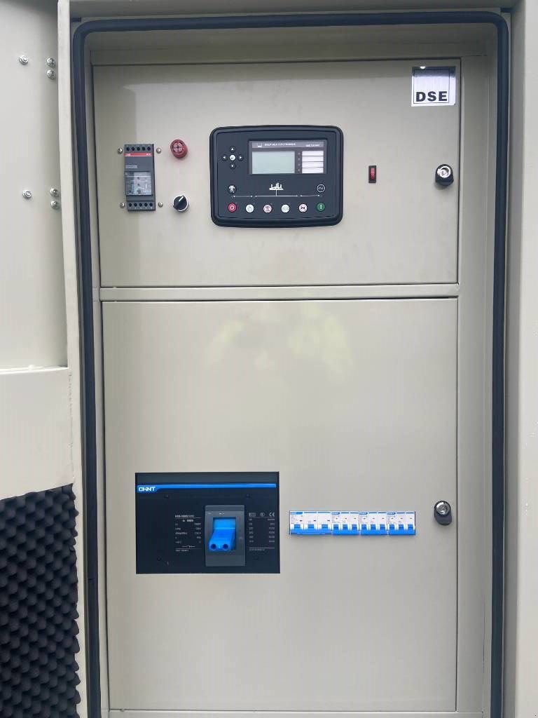 Notstromaggregat tip Doosan DP180LB - 710 kVA Generator - DPX 19857, Neumaschine in Oudenbosch (Poză 8)