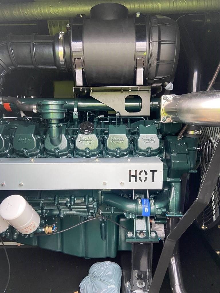 Notstromaggregat des Typs Doosan DP222LC - 825 kVA Generator - DPX 19858, Neumaschine in Oudenbosch (Bild 7)