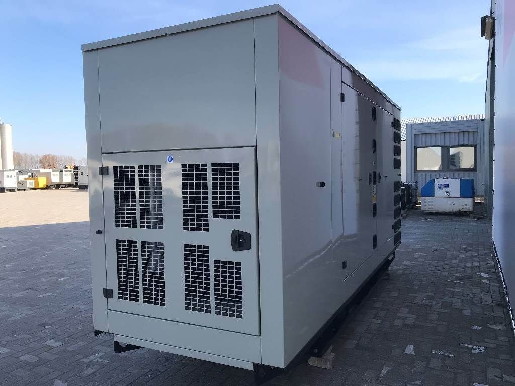 Notstromaggregat del tipo Doosan engine DP180LB - 710 kVA Generator - DPX-15562, Neumaschine In Oudenbosch (Immagine 3)