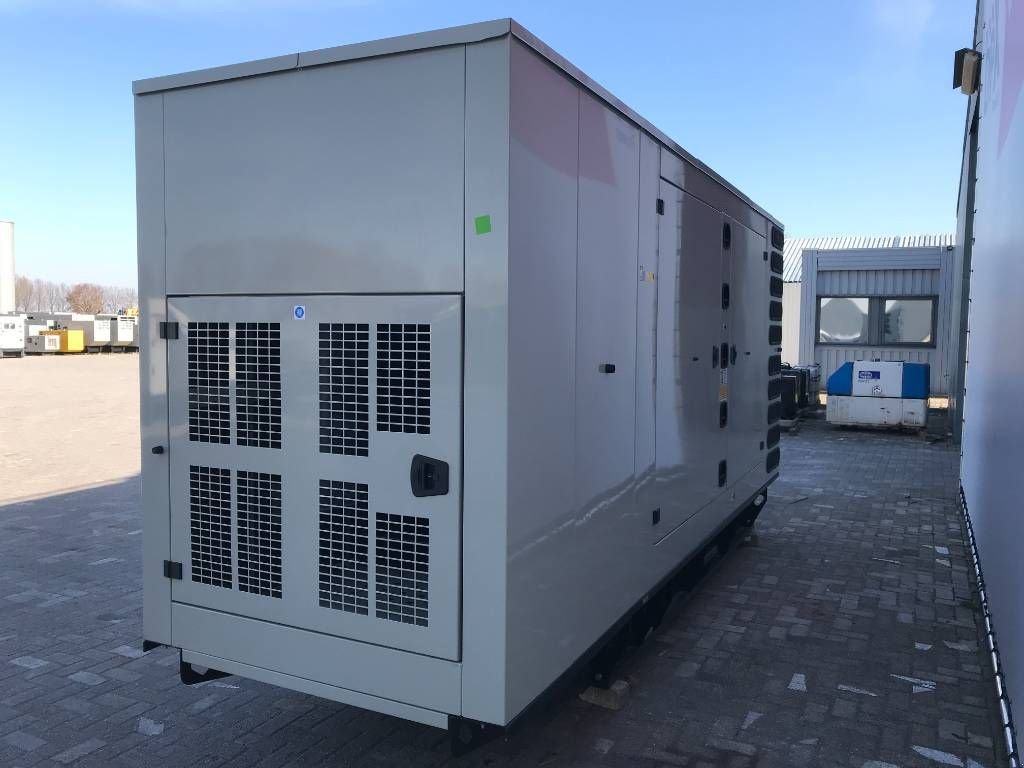 Notstromaggregat типа Doosan engine DP222LC - 825 kVA Generator - DPX-15565, Neumaschine в Oudenbosch (Фотография 3)