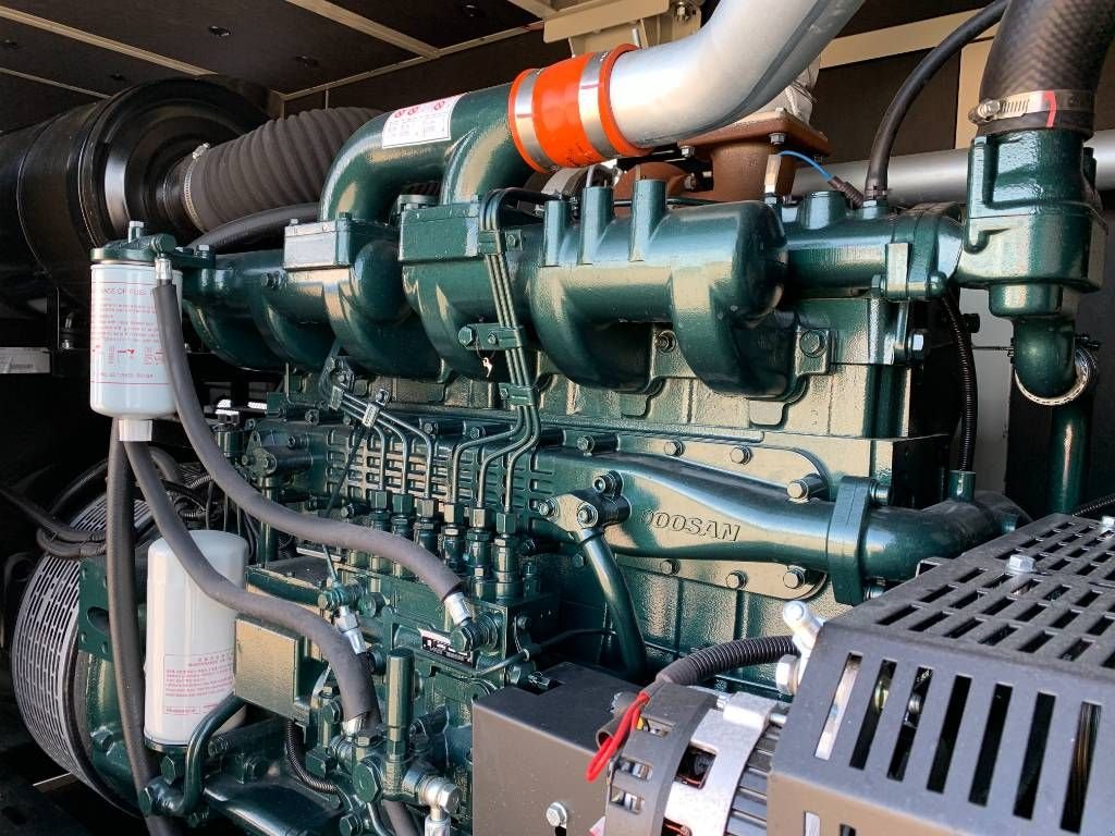 Notstromaggregat от тип Doosan P126TI-II - 330 kVA Generator - DPX-15552, Neumaschine в Oudenbosch (Снимка 10)