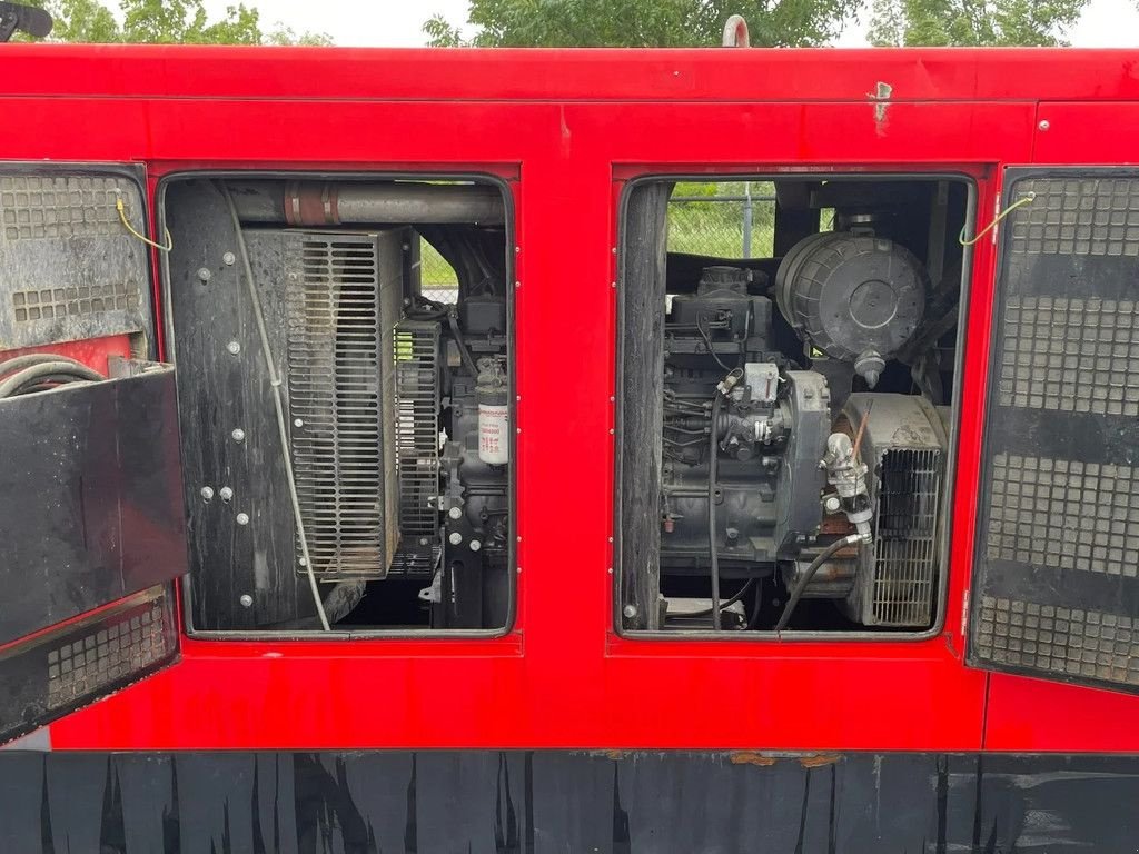 Notstromaggregat tip Himoinsa HFW-135 T5 135 KVA 400/230 V, Gebrauchtmaschine in Marknesse (Poză 9)