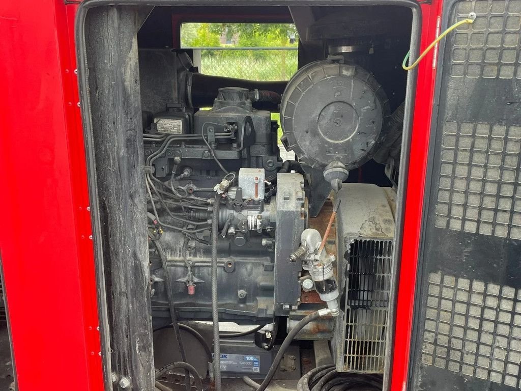 Notstromaggregat des Typs Himoinsa HFW-135 T5 135 KVA 400/230 V, Gebrauchtmaschine in Marknesse (Bild 10)