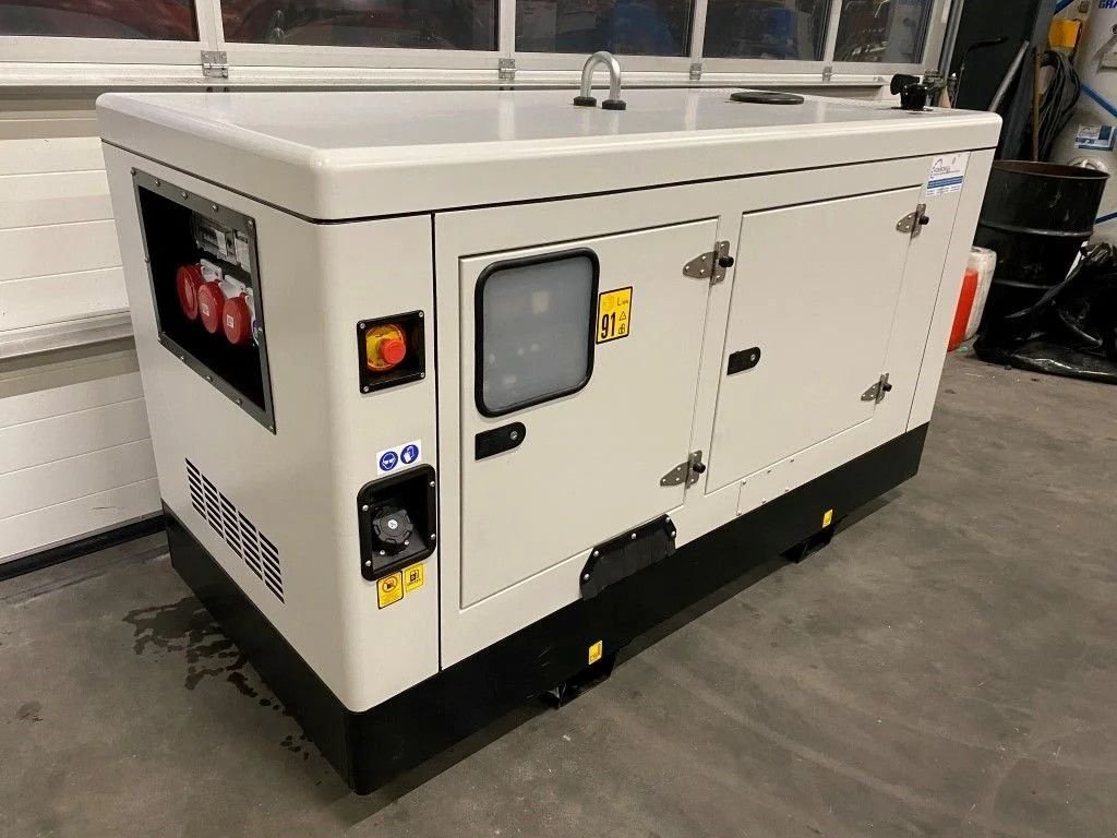 Notstromaggregat tipa Himoinsa HYW-17 Yanmar Stamford 19 kVA Supersilent Stage 5 Generatorset N, Neumaschine u VEEN (Slika 1)