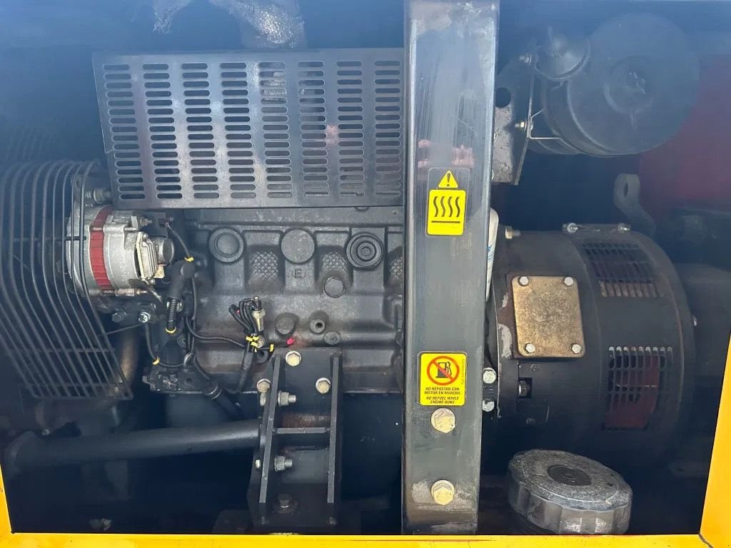 Notstromaggregat tip Himoinsa Iveco Stamford 40 kVA Silent generatorset, Gebrauchtmaschine in VEEN (Poză 9)