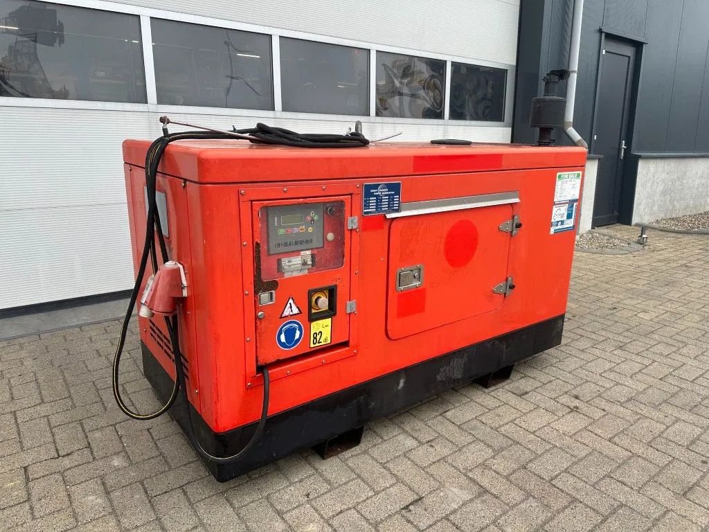 Notstromaggregat del tipo Himoinsa Yanmar Stamford 20 kVA Silent generatorset, Gebrauchtmaschine In VEEN (Immagine 5)