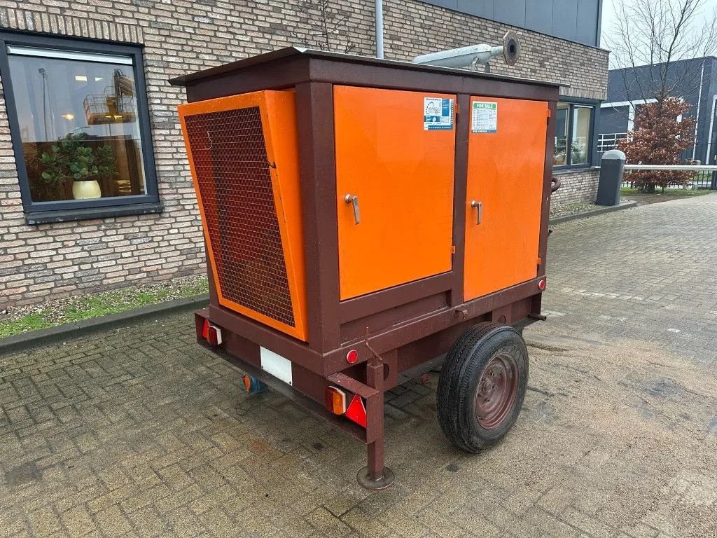 Notstromaggregat za tip Iveco 8031 - I Leroy Somer 25 kVA Silent Mobiele generatorset 494 hour, Gebrauchtmaschine u VEEN (Slika 3)