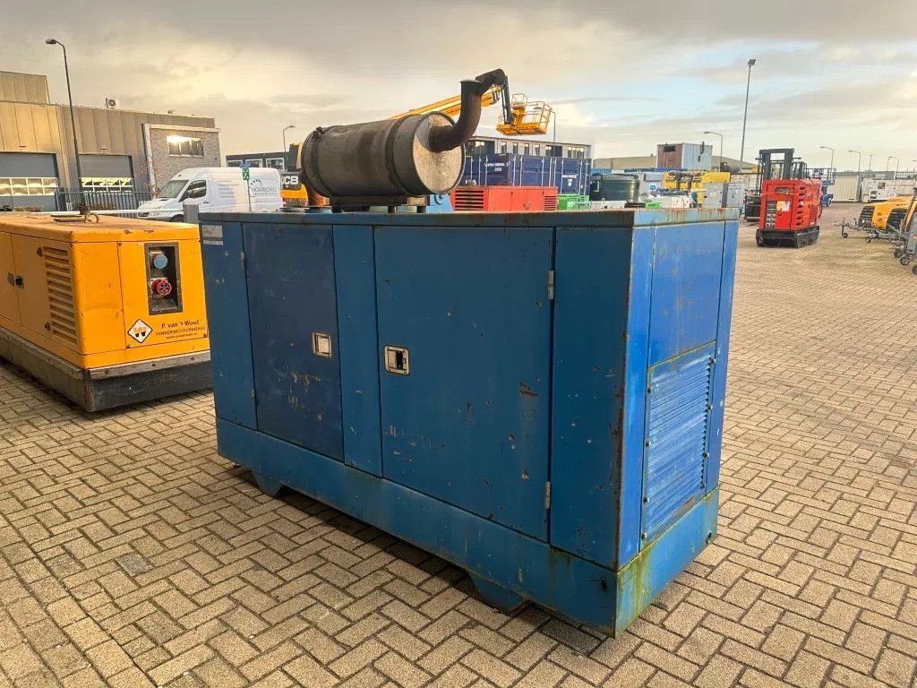 Notstromaggregat a típus Iveco 8061 Leroy Somer 85 kVA Silent generatorset, Gebrauchtmaschine ekkor: VEEN (Kép 11)