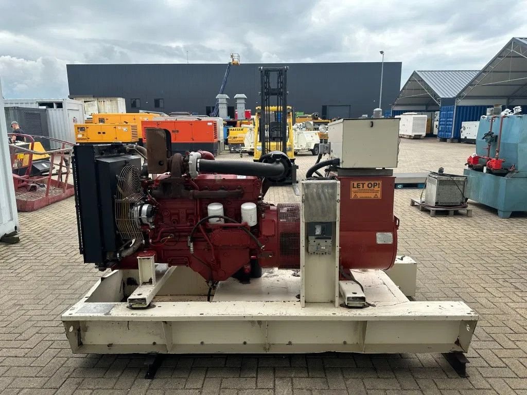 Notstromaggregat typu Iveco 8061 SI 16.06 A 550 Marelli 120 kVA generatorset, Gebrauchtmaschine v VEEN (Obrázek 10)