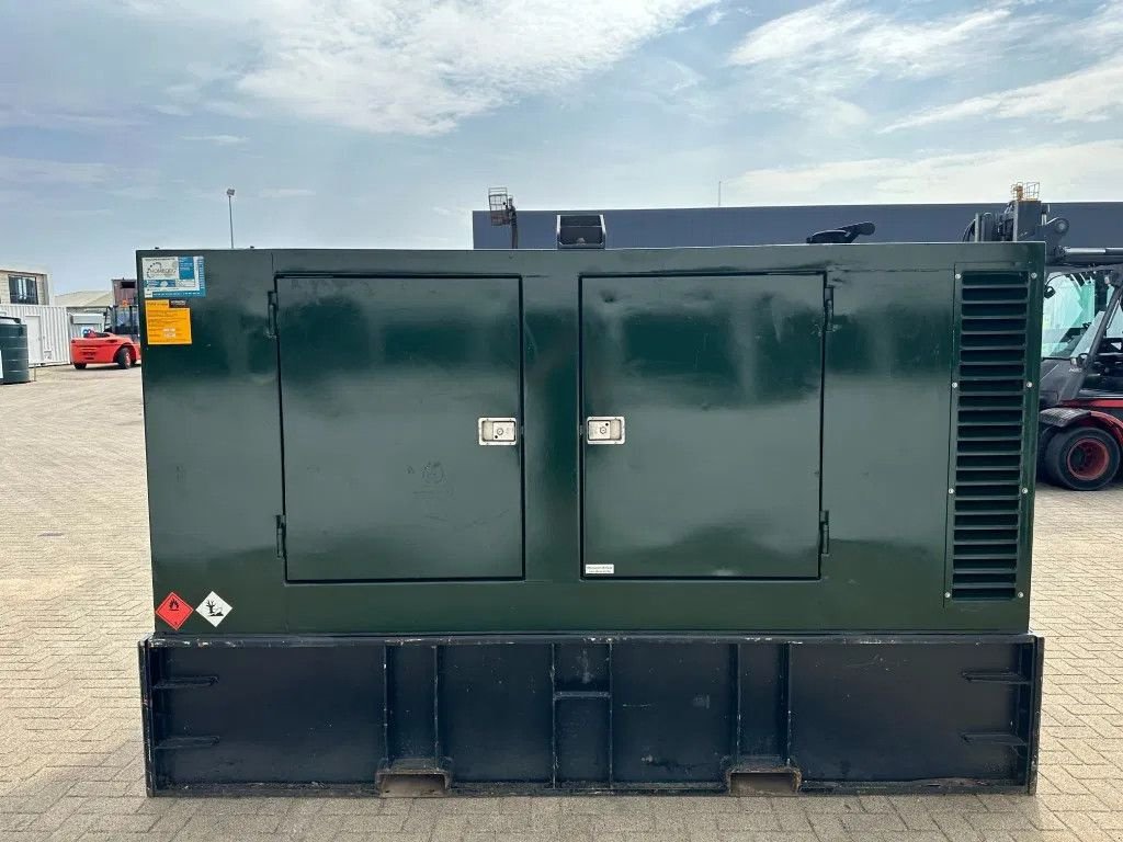 Notstromaggregat des Typs Iveco 8065 Stamford 75 kVA Silent Rental generatorset XXL fuel tank, Gebrauchtmaschine in VEEN (Bild 10)