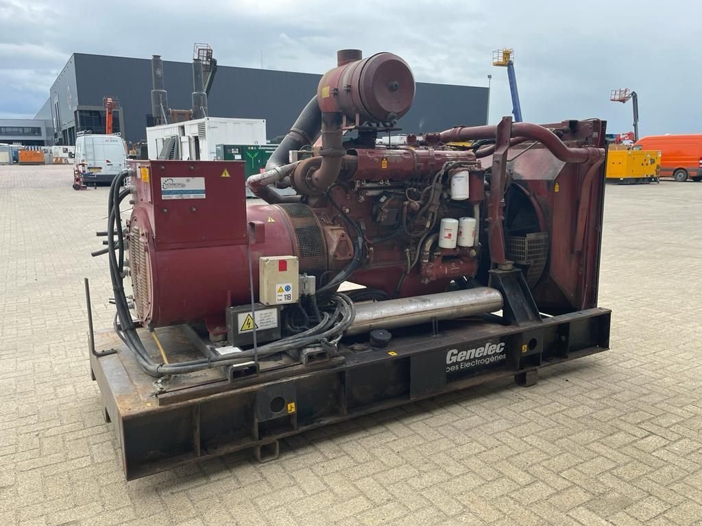 Notstromaggregat typu Iveco 8210 DRI 26 Marelli 300 kVA generatorset, Gebrauchtmaschine v VEEN (Obrázek 8)