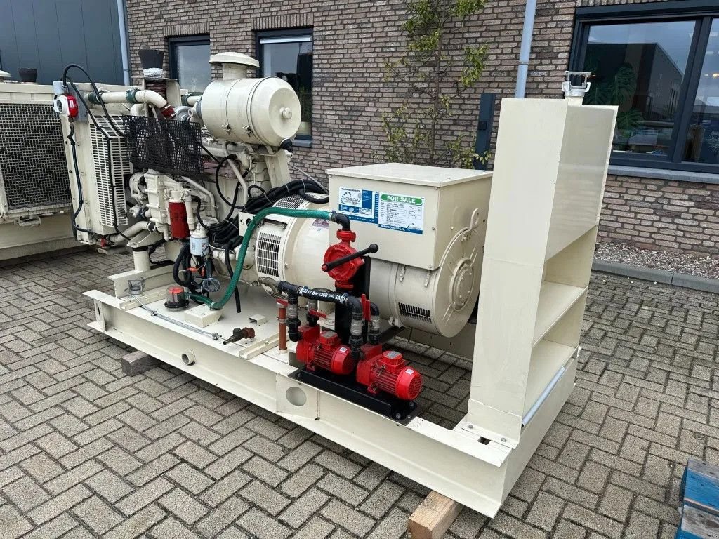 Notstromaggregat du type Iveco 8361 SRI 25.06 A550 Leroy Somer 230 kVA generatorset ex Emergenc, Gebrauchtmaschine en VEEN (Photo 3)