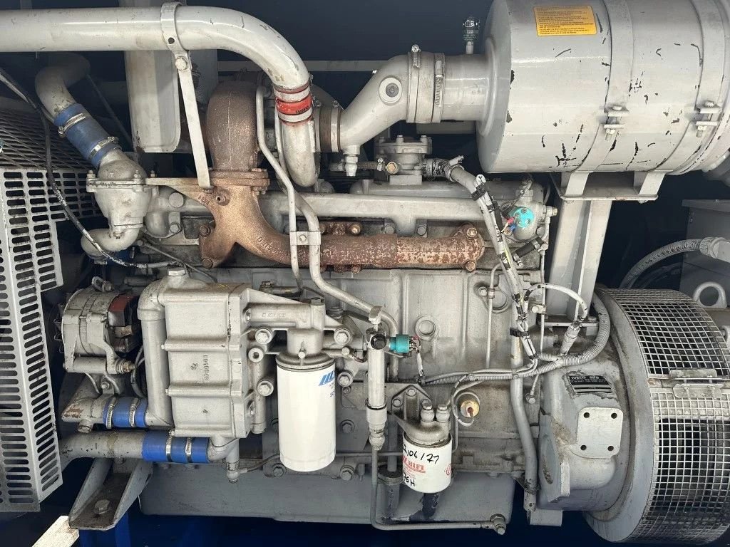 Notstromaggregat от тип Iveco 8361 SRI 26.06 Leroy Somer 200 kVA Silent generatorset, Gebrauchtmaschine в VEEN (Снимка 4)