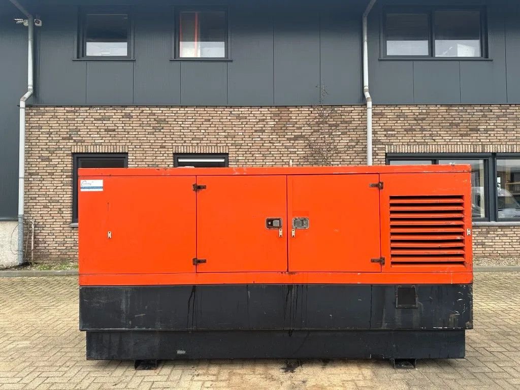 Notstromaggregat del tipo Iveco 8361 SRI 26.07 Mecc Alte Spa 210 kVA Silent generatorset, Gebrauchtmaschine In VEEN (Immagine 1)