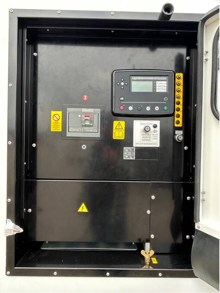 Notstromaggregat del tipo Iveco F5MGL415A - 110 kVA Stage V Generator - DPX-19013, Neumaschine en Oudenbosch (Imagen 8)