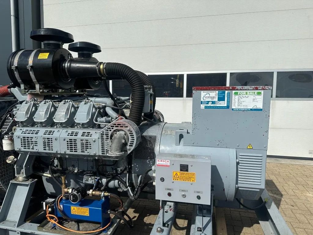 Notstromaggregat des Typs Iveco GE 8281 SRI27 00A71 Mecc Alte Spa 450 kVA generatorset ex Emerge, Gebrauchtmaschine in VEEN (Bild 9)