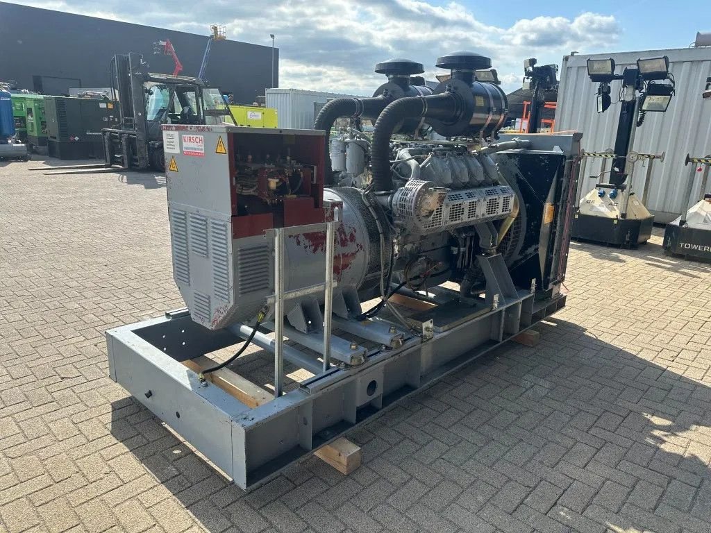 Notstromaggregat typu Iveco GE 8281 SRI27 00A71 Mecc Alte Spa 450 kVA generatorset ex Emerge, Gebrauchtmaschine w VEEN (Zdjęcie 11)