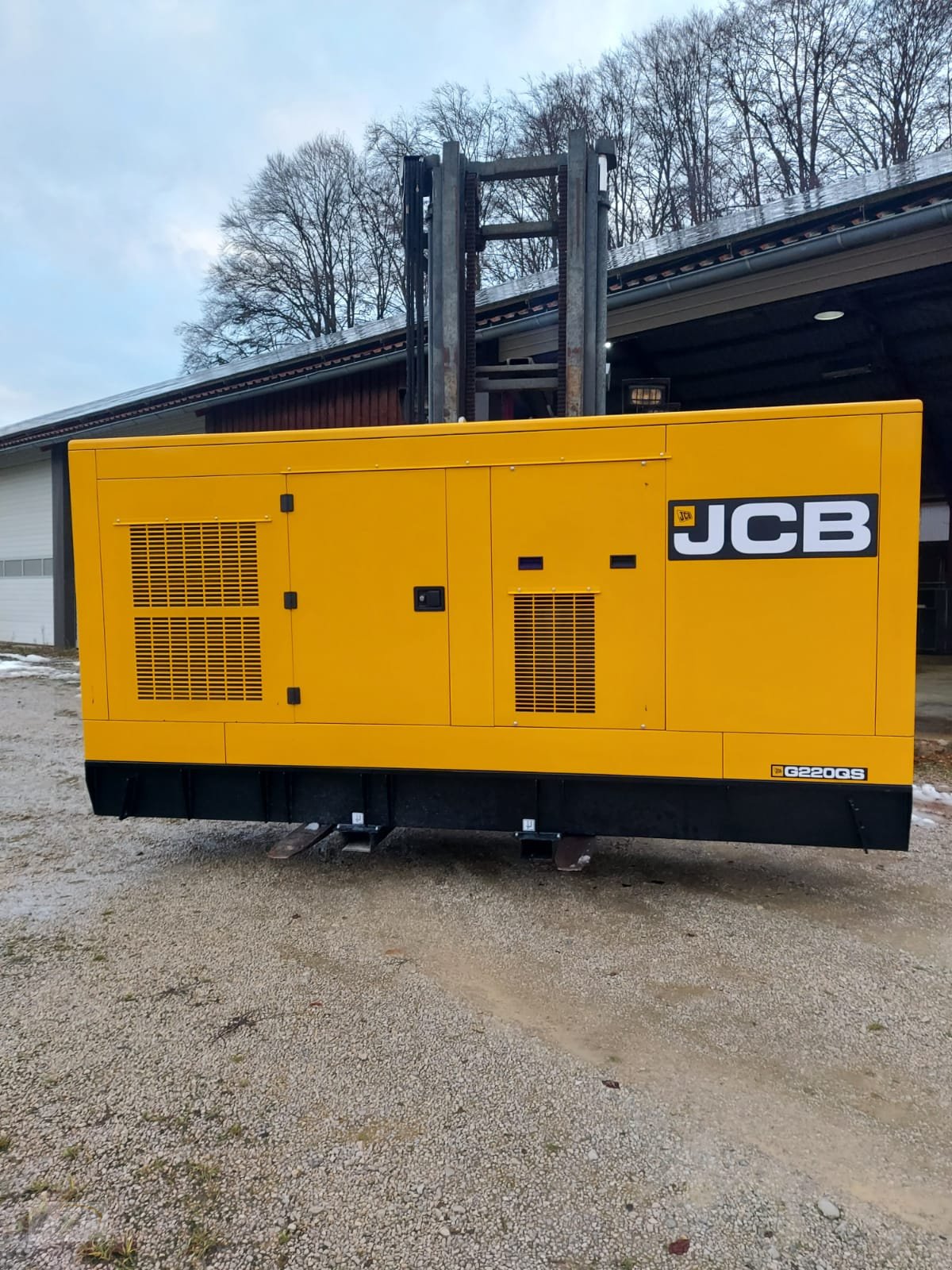 Notstromaggregat Türe ait JCB G220QS 200KVA, Neumaschine içinde Pegnitz (resim 1)