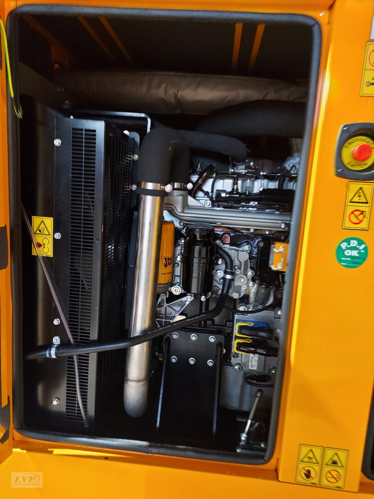 Notstromaggregat del tipo JCB G220QS 200KVA, Neumaschine In Pegnitz (Immagine 7)