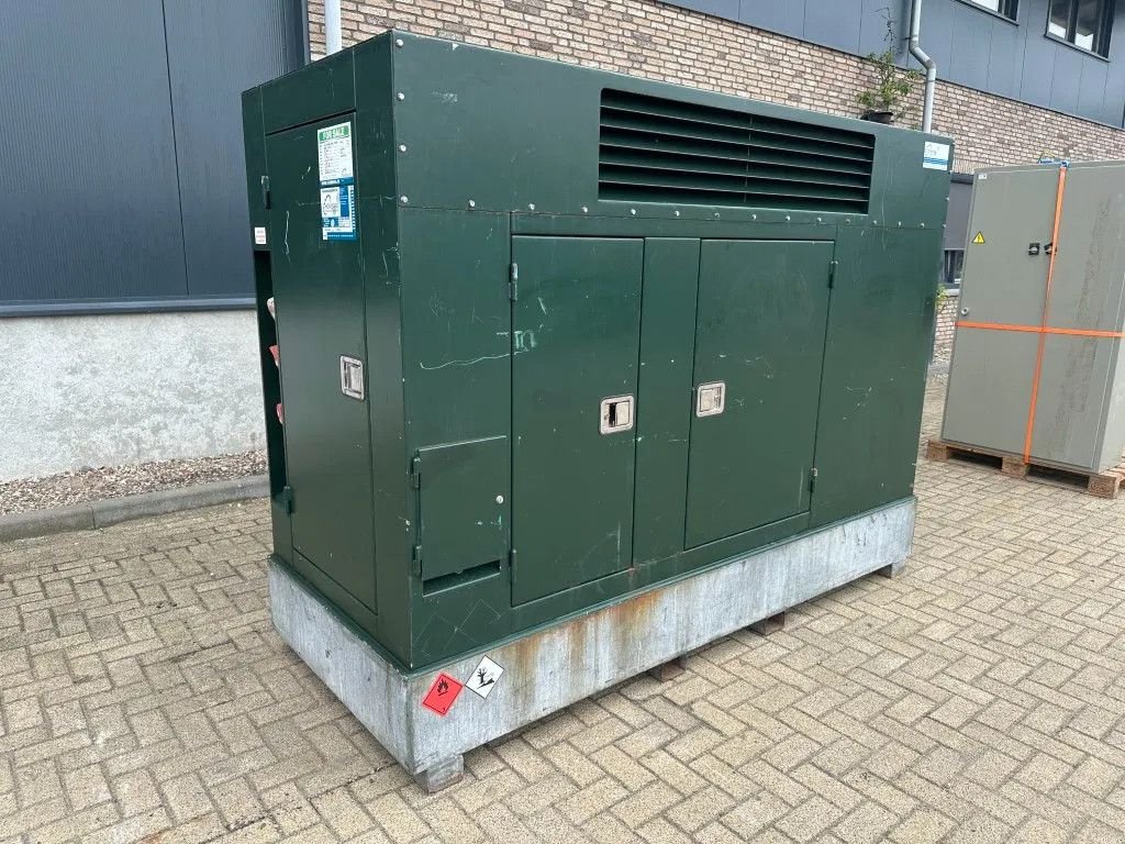 Notstromaggregat of the type John Deere 6068 TF 258 Leroy Somer 165 kVA Supersilent Rental generatorset, Gebrauchtmaschine in VEEN (Picture 3)