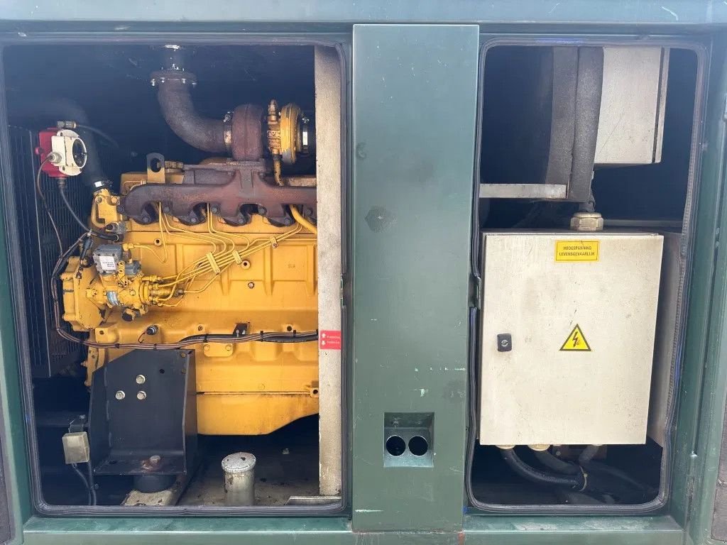 Notstromaggregat tip John Deere 6068 TF 258 Leroy Somer 165 kVA Supersilent Rental generatorset, Gebrauchtmaschine in VEEN (Poză 4)