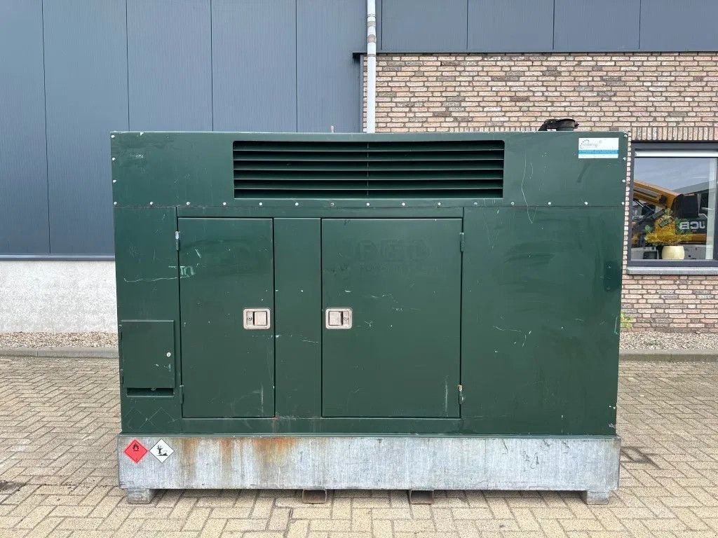 Notstromaggregat of the type John Deere 6068 TF 258 Leroy Somer 165 kVA Supersilent Rental generatorset, Gebrauchtmaschine in VEEN (Picture 1)